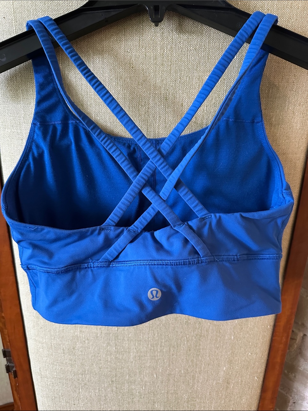 lululemon athletica Strappy Crossback Longline size 6 Sports Bra - Royal Blue